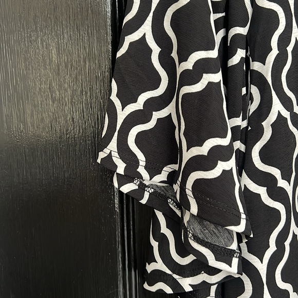 Black/White Print Dress - Picture 3 of 3